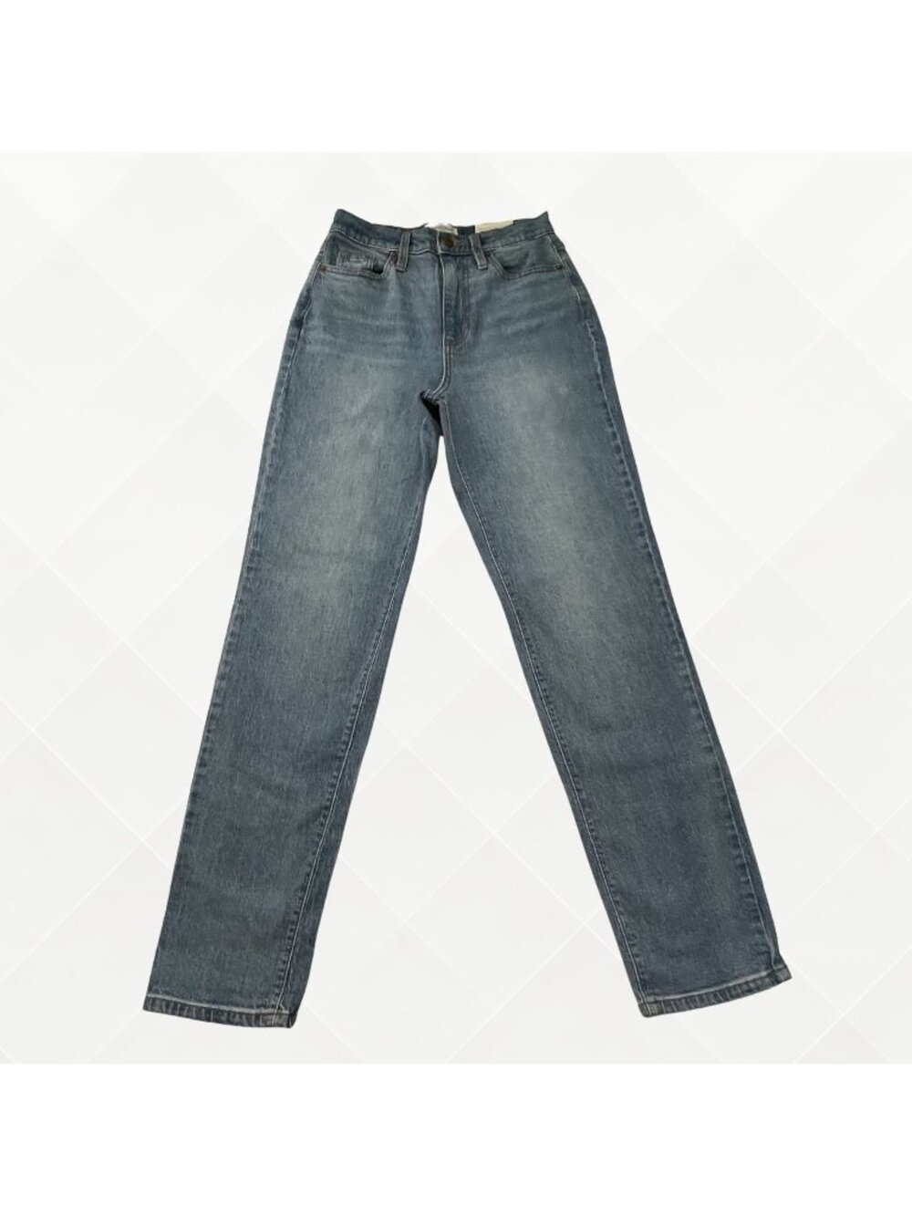 Universal Thread Straight Jeans • 2R • NWT • WDM-100112